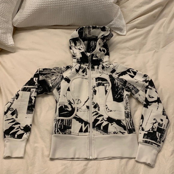 lululemon athletica Tops - lululemon Black and White Scuba Hoodie Size 2
